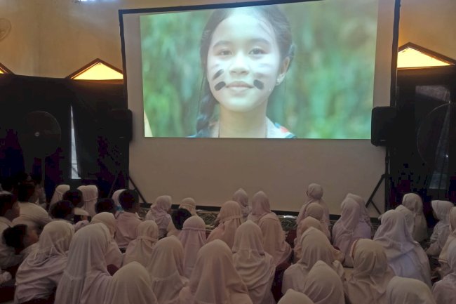 Pemutaran Bioling di SD Aisyiyah Prambanan