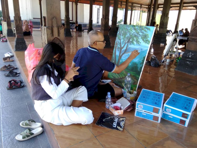 Melukis Bersama di Monumen Juang