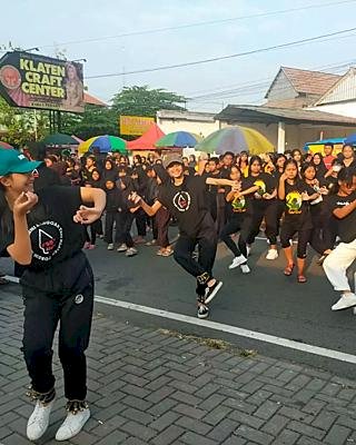 Obah Bareng Hiasi Car Free Day Minggu Pagi