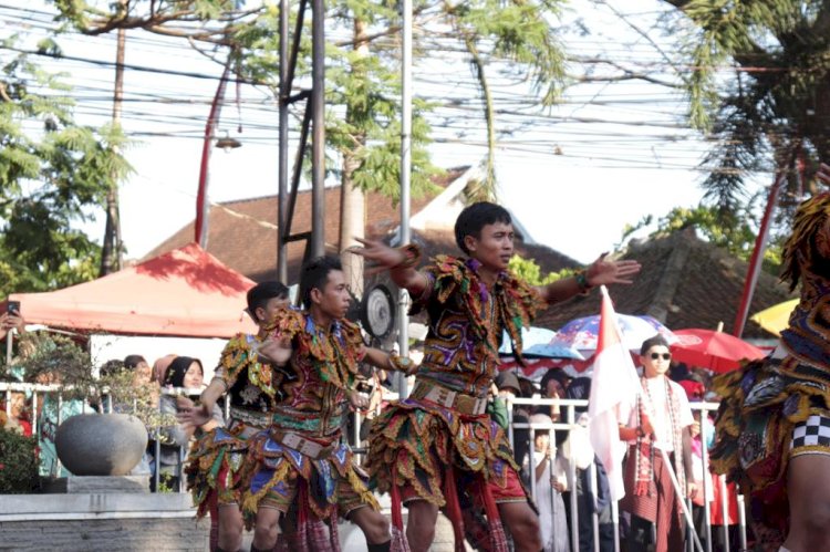 Serba-Serbi Klaten Lurik Carnival