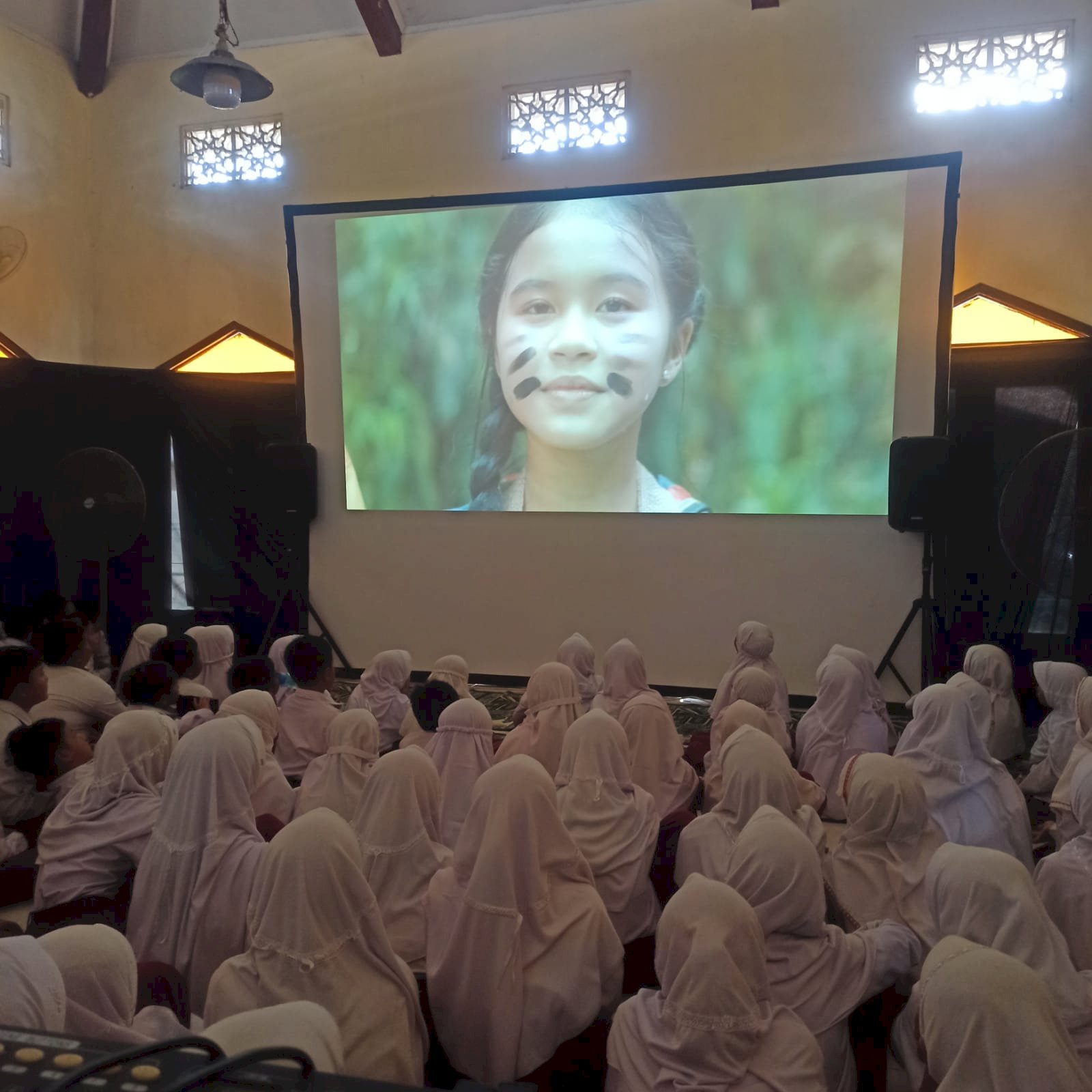 Pemutaran Bioling di SD Aisyiyah Prambanan