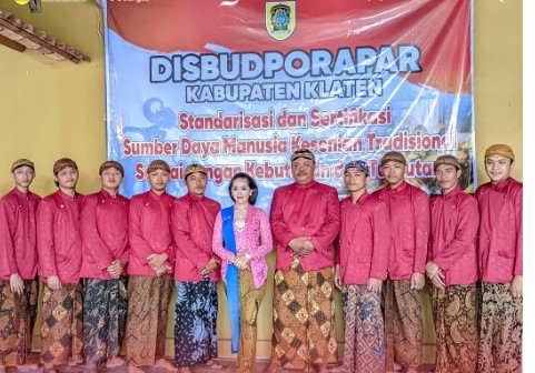 Seritikasi Profesi Pakeliran